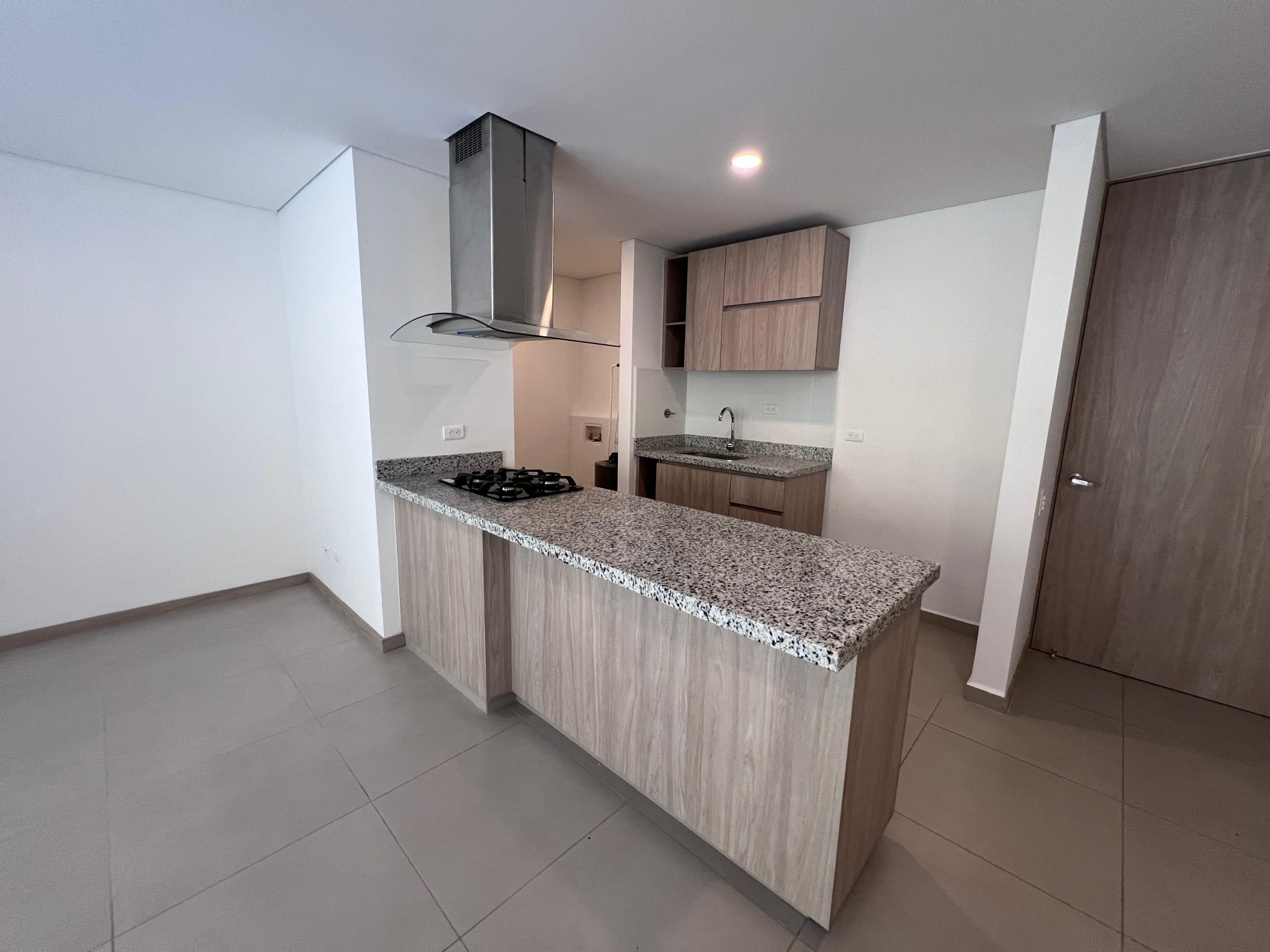 SE VENDE O SE ARRIENDA APARTAMENTO – RETIRO DE AVIGNON, EL RETIRO
